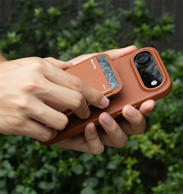 (Re) Classic Wallet | Magnetic